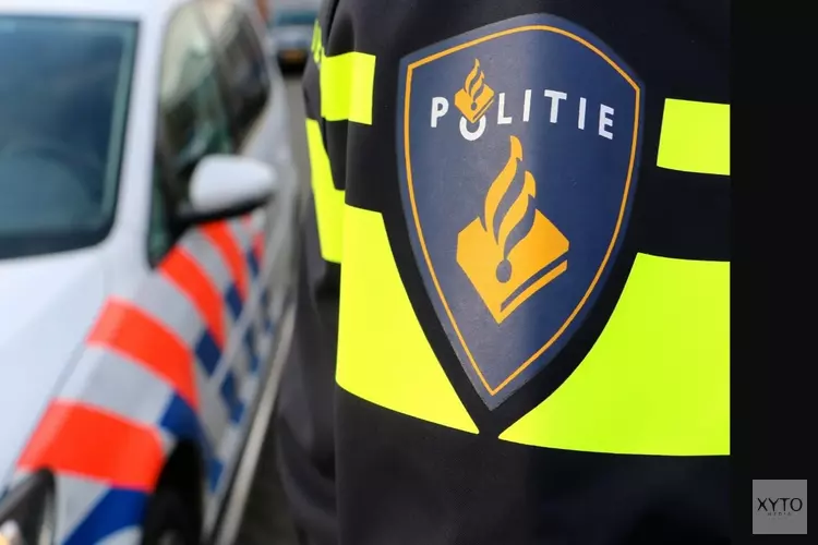 Politie zoekt gevluchte bestuurder na ongeval Groeneweg