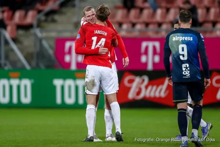 Henk Veerman loodst FC Utrecht langs SC Cambuur